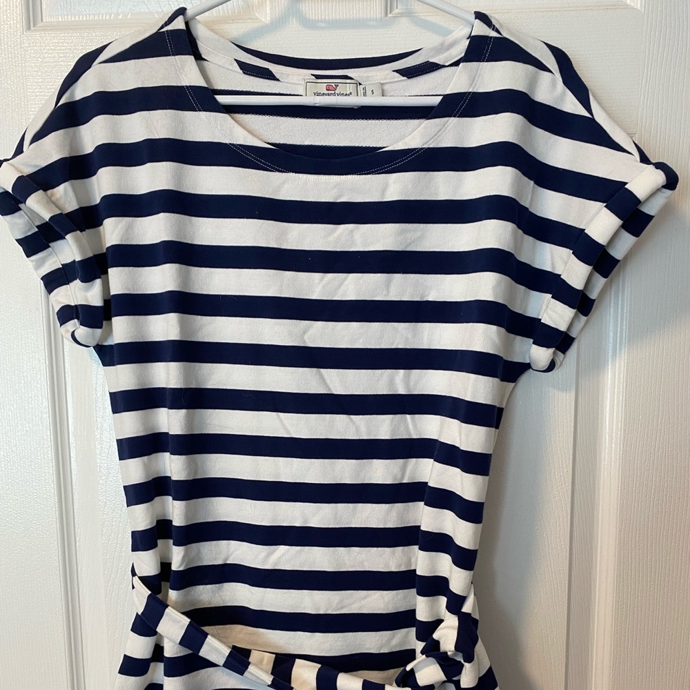 Vineyard Vines Dress.